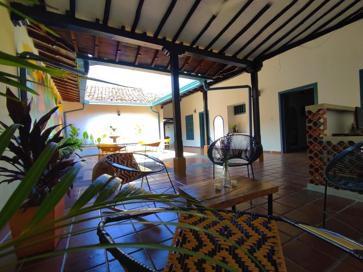 Trip Monkey Giron Otel Dış mekan fotoğraf